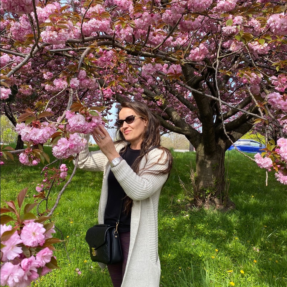 Meet your Posher, Nadia